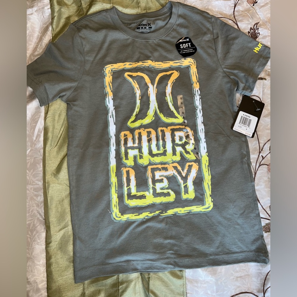 Hurley - size small gray T-shirt NWT